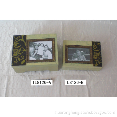 wooden box (TL8126)